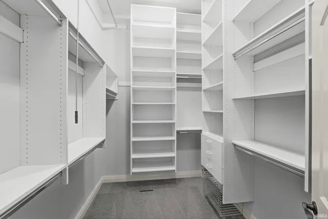 $849,900 | 13725 Lurrey Pass, Fort Wayne, IN 46845