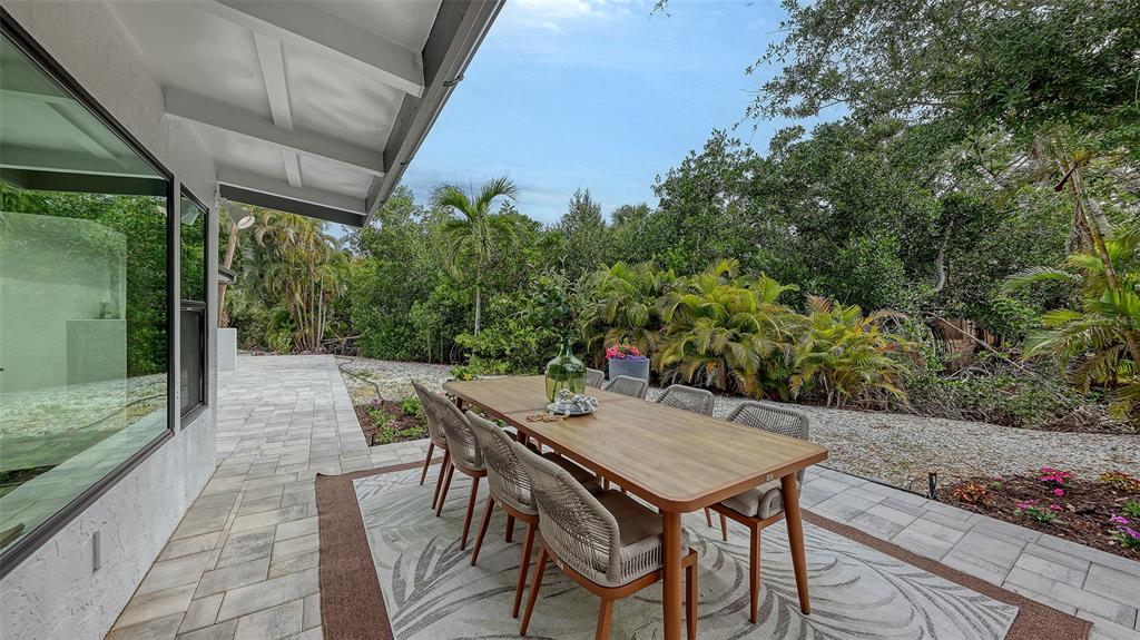 7345 Pine Needle Road Sarasota, FL 34242 - Photo 54 of 74