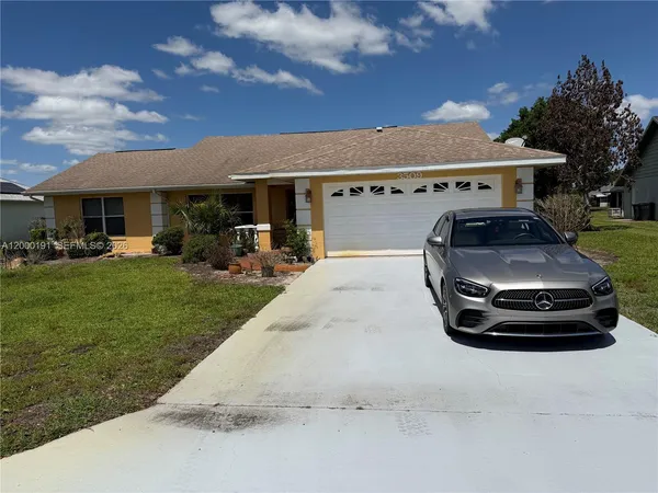 $349,999 | 3509 Sunrise Drive, Sebring, FL 33872