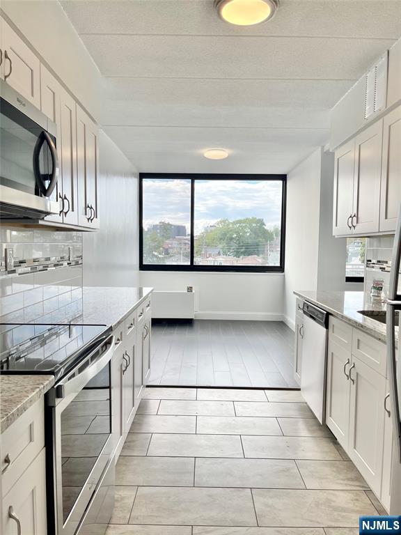 464 Gorge Road, Unit 2F Cliffside Park, NJ 07010 - Photo 2 of 8