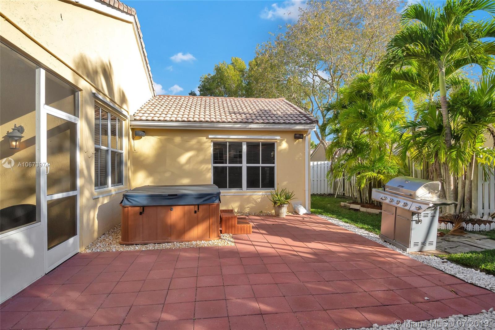 866 Briar Ridge Road Weston, FL 33327 - Photo 17 of 26