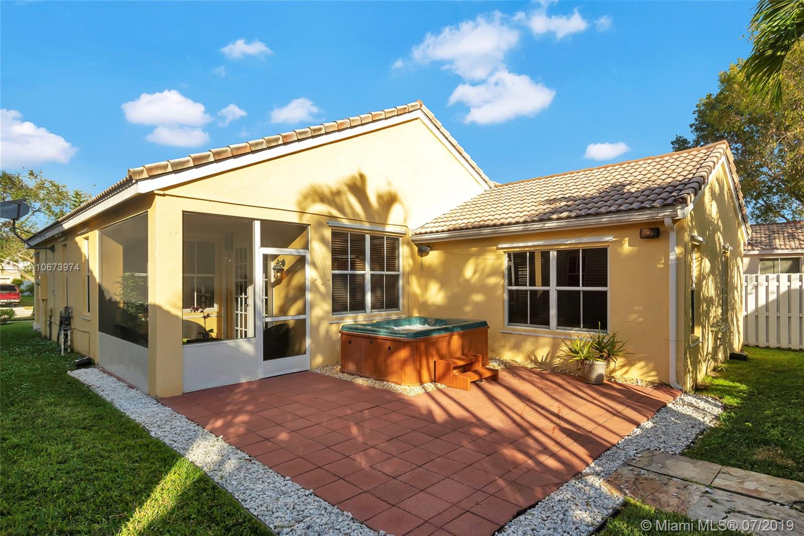 866 Briar Ridge Road Weston, FL 33327 - Photo 19 of 26