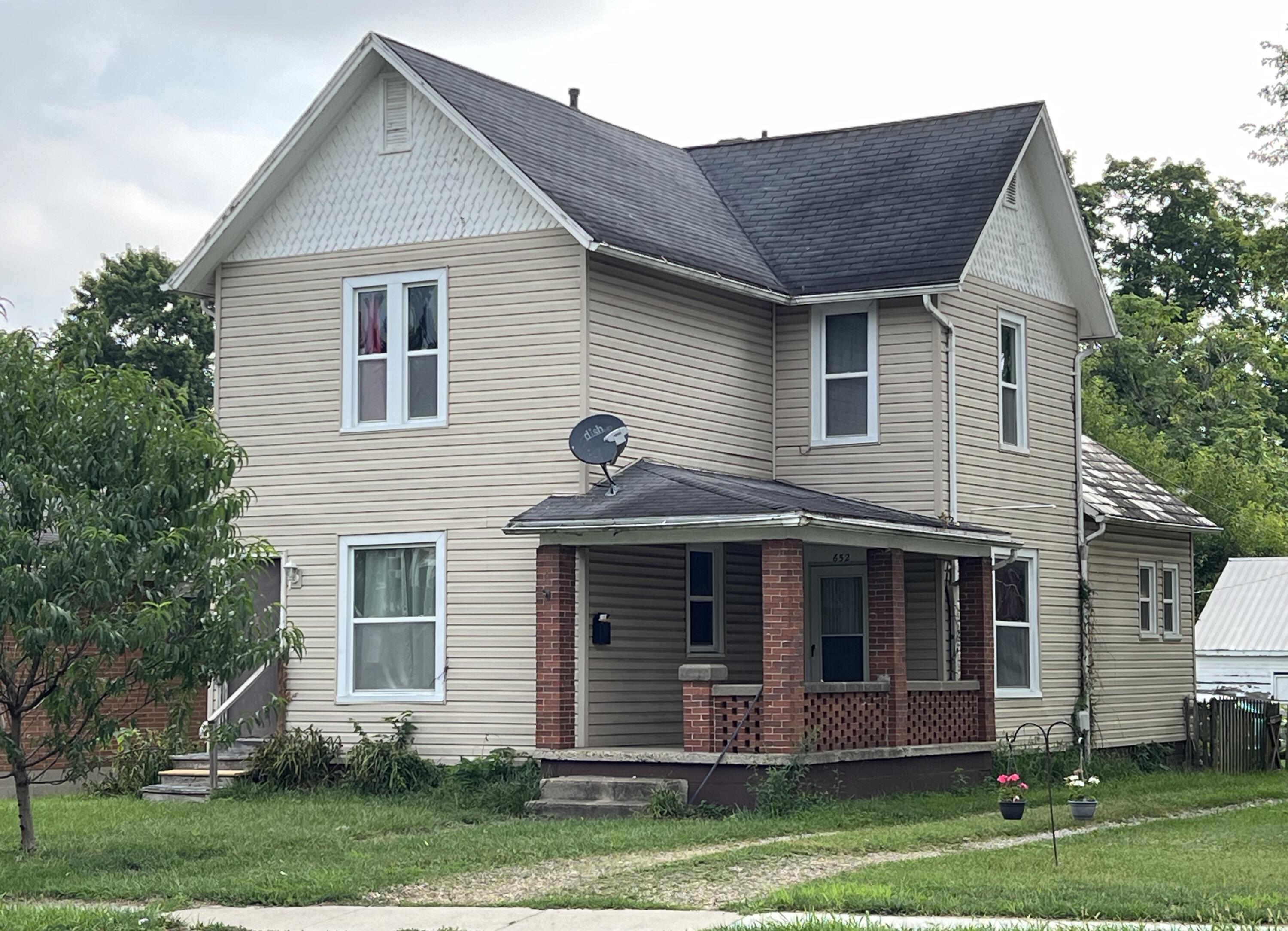 652 Mt Vernon Road Newark, OH 43055 - Photo 1 of 2 652 Mt. Vernon Rd. Front