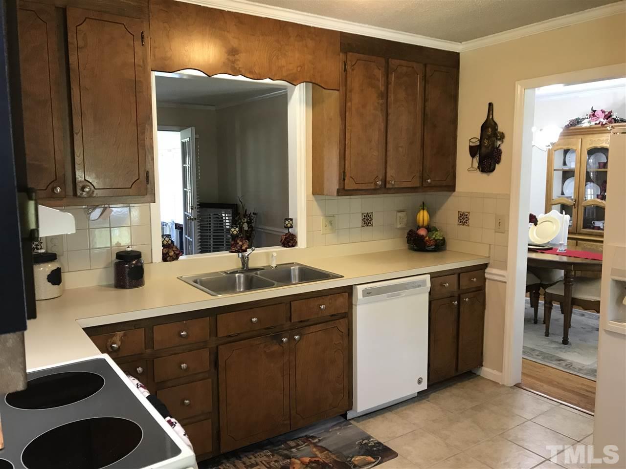 5000 Runon Circle Raleigh, NC 27603 - Photo 5 of 17
