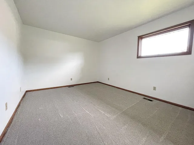 $369,900 | 150-154 Meadow Road, Crown Point, IN 46307