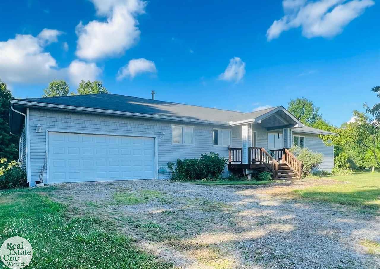 7818 Springborn Road Casco, MI 48064 - Photo 50 of 59 Side View