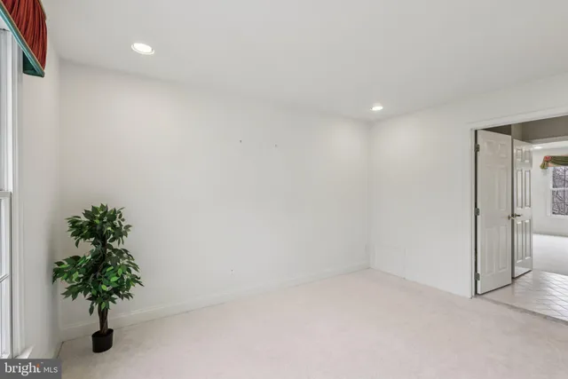 $2,100,000 | 62 Ettl Circle, Princeton, NJ 08540