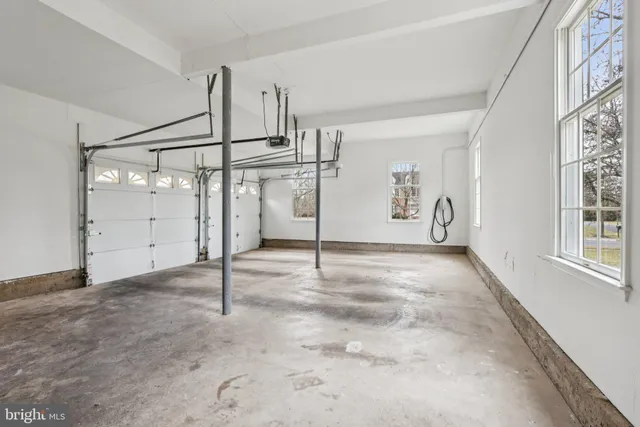 $2,100,000 | 62 Ettl Circle, Princeton, NJ 08540