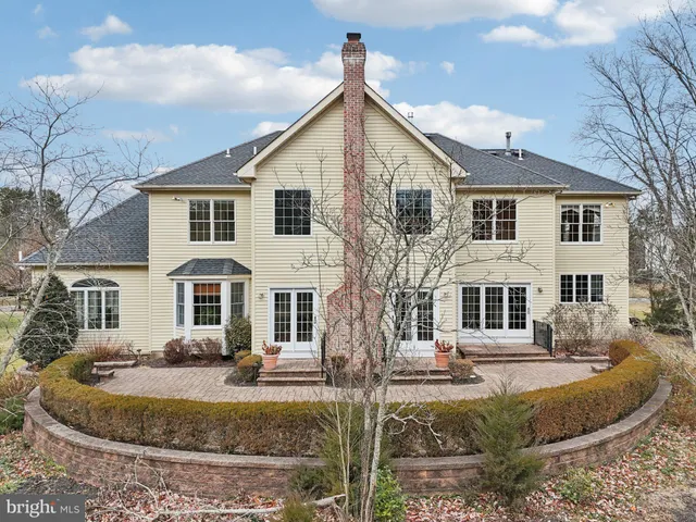$2,100,000 | 62 Ettl Circle, Princeton, NJ 08540
