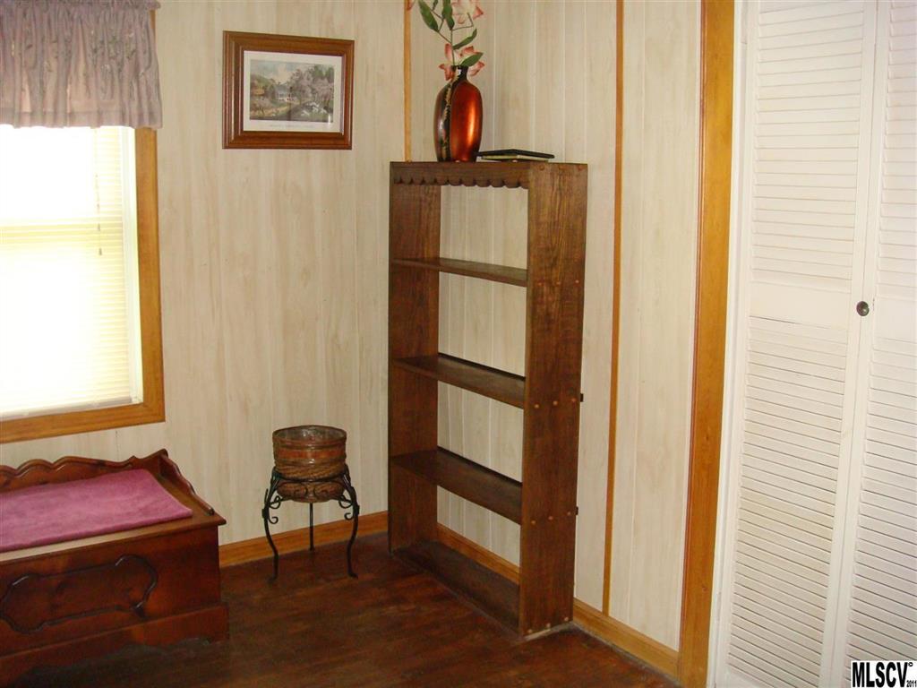 512 7th Street Southwest Conover, NC 28613 - Photo 8 of 12 Gallery Image 8