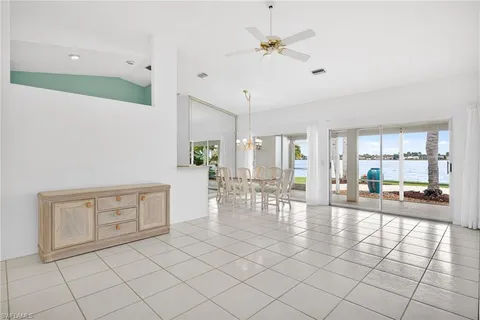 $650,000 | 7071 Mill Pond Circle, Naples, FL 34109