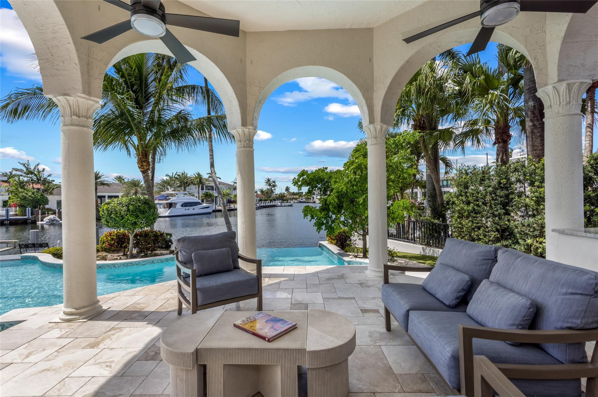 3111 Northeast 27th Avenue Lighthouse Point, FL 33064 - Photo 5 of 56 Photo 5