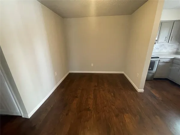 $1,550 | 525 South Conway Road, Unit 220, Orlando, FL 32807