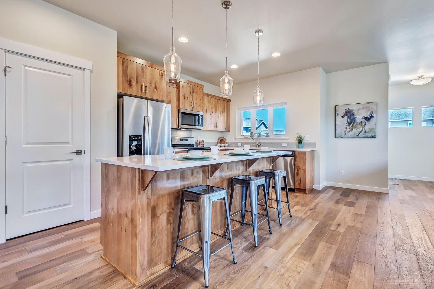 20769 Kilbourne Loop Bend, OR 97701 - Photo 8 of 16 Gallery Image 8