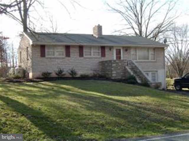 2085 Mapledale Road Elizabethtown, PA 17022 - Photo 1 of 19 Gallery Image 1