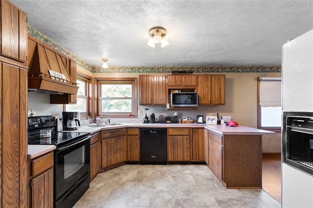 217 Taggart Road Darlington, PA 16115 - Photo 8 of 30 Gallery Image 8