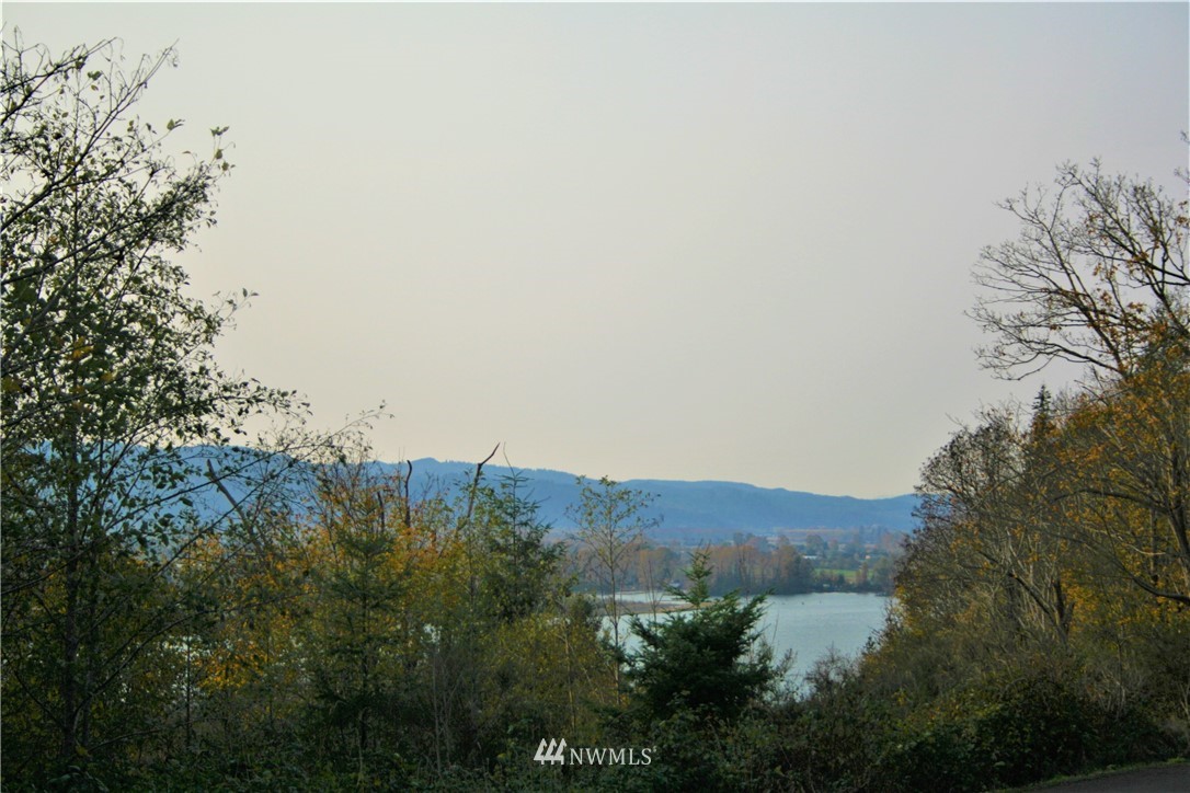 15 Maple Ridge Road Cathlamet, WA 98612 - Photo 2 of 2 Gallery Image 2