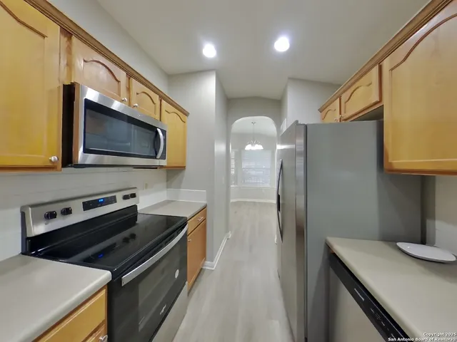 $1,369 | 6614 Cougar, San Antonio, TX 78242