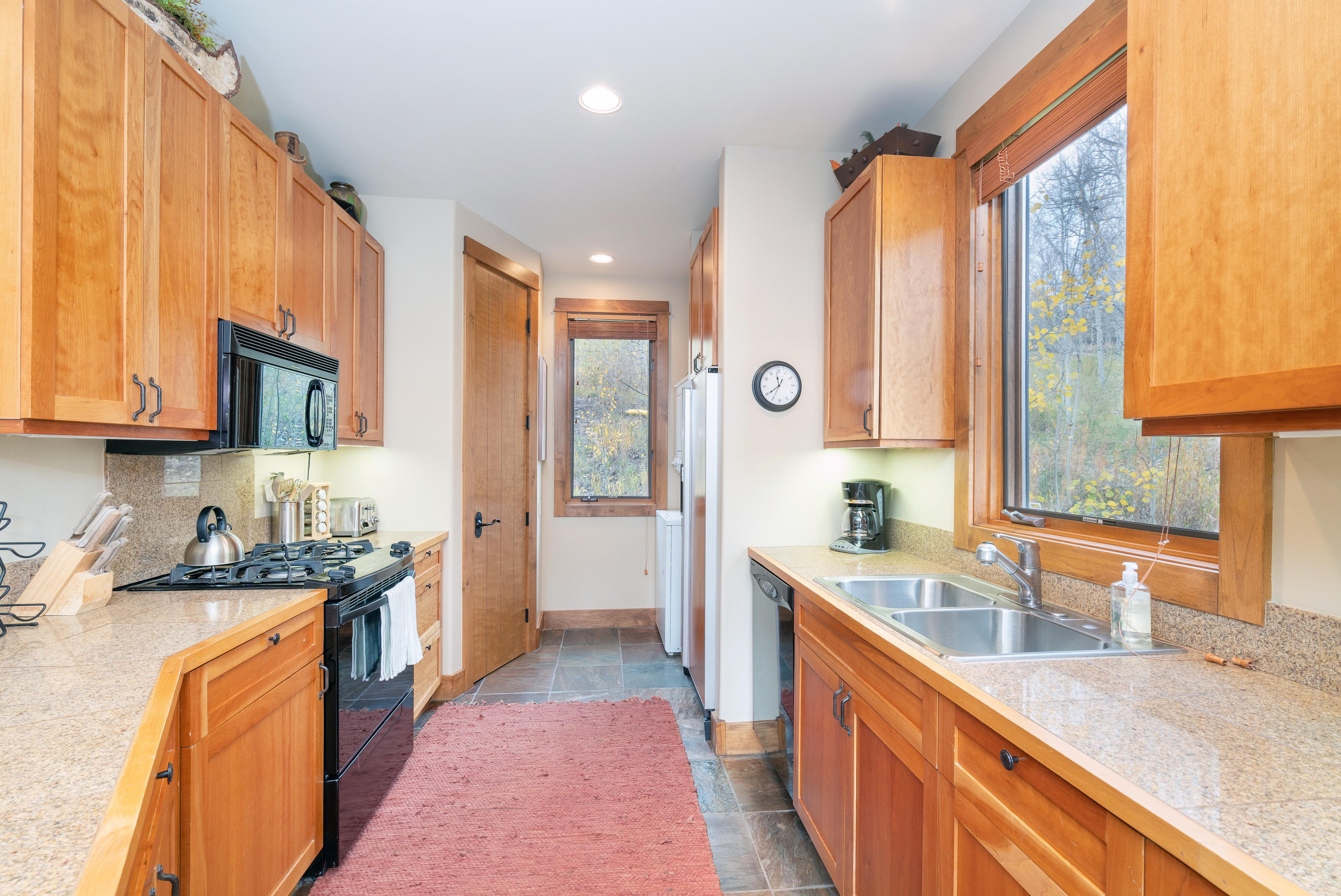 Kitchen 2