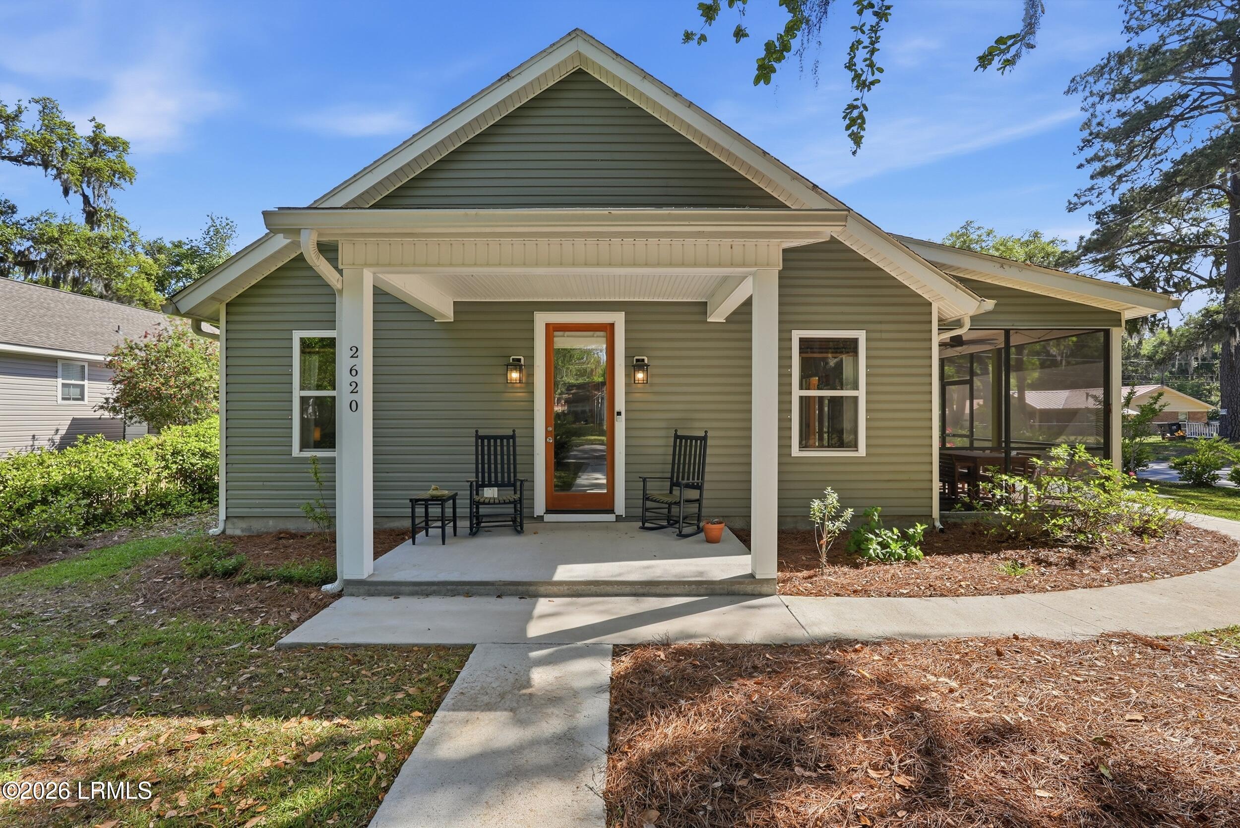 2620 Mossy Oaks Road Beaufort, SC 29902 - Photo 2 of 32 1_dsc09101