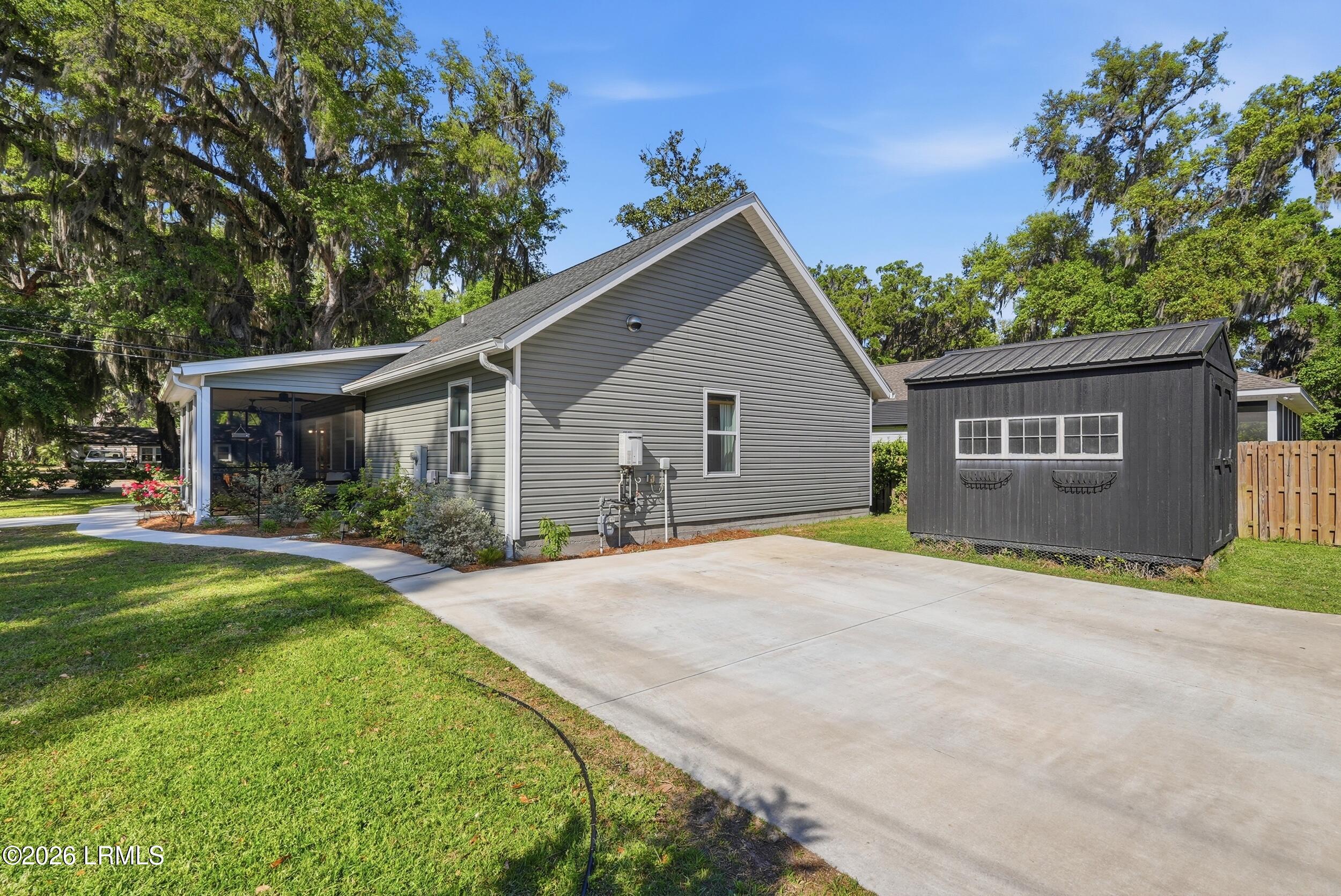 2620 Mossy Oaks Road Beaufort, SC 29902 - Photo 30 of 32 31_dsc09306