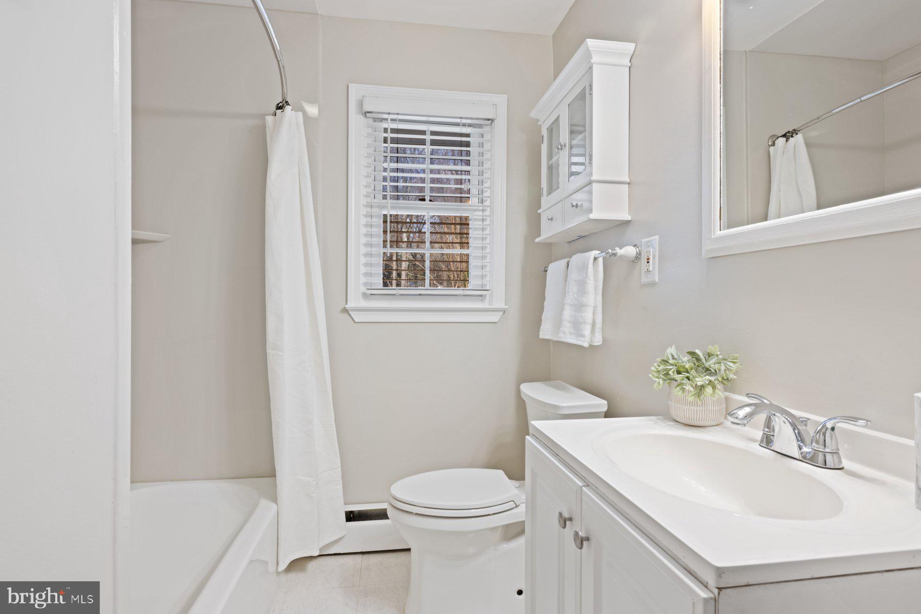 13918 Manchester Road Upper Marlboro, MD 20774 - Photo 15 of 35