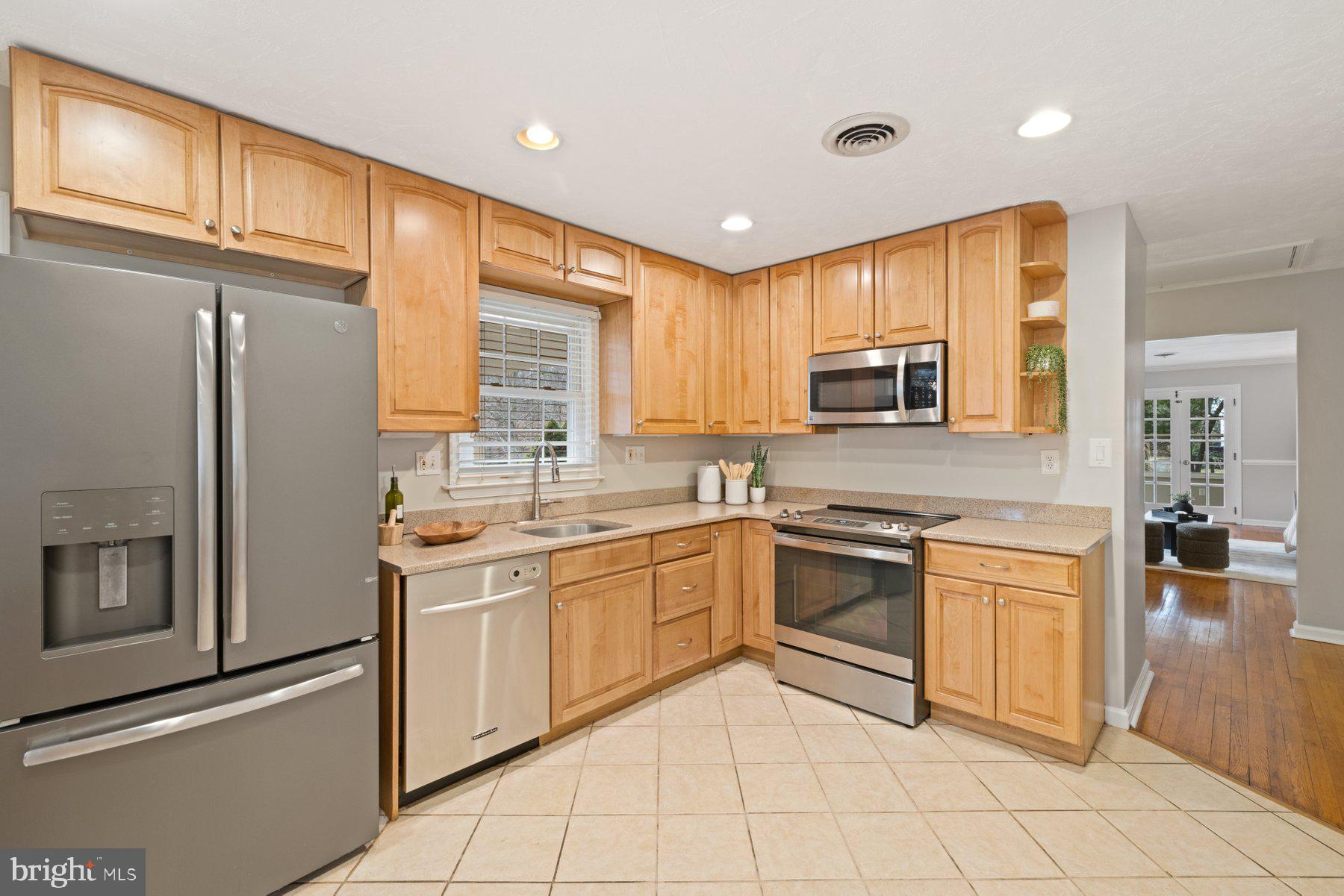 13918 Manchester Road Upper Marlboro, MD 20774 - Photo 10 of 35