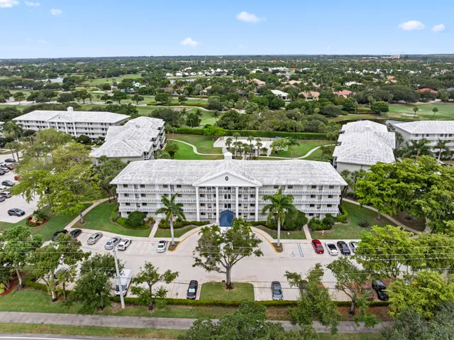 $195,999 | 2621 Village Boulevard, Unit 203, West Palm Beach, FL 33409