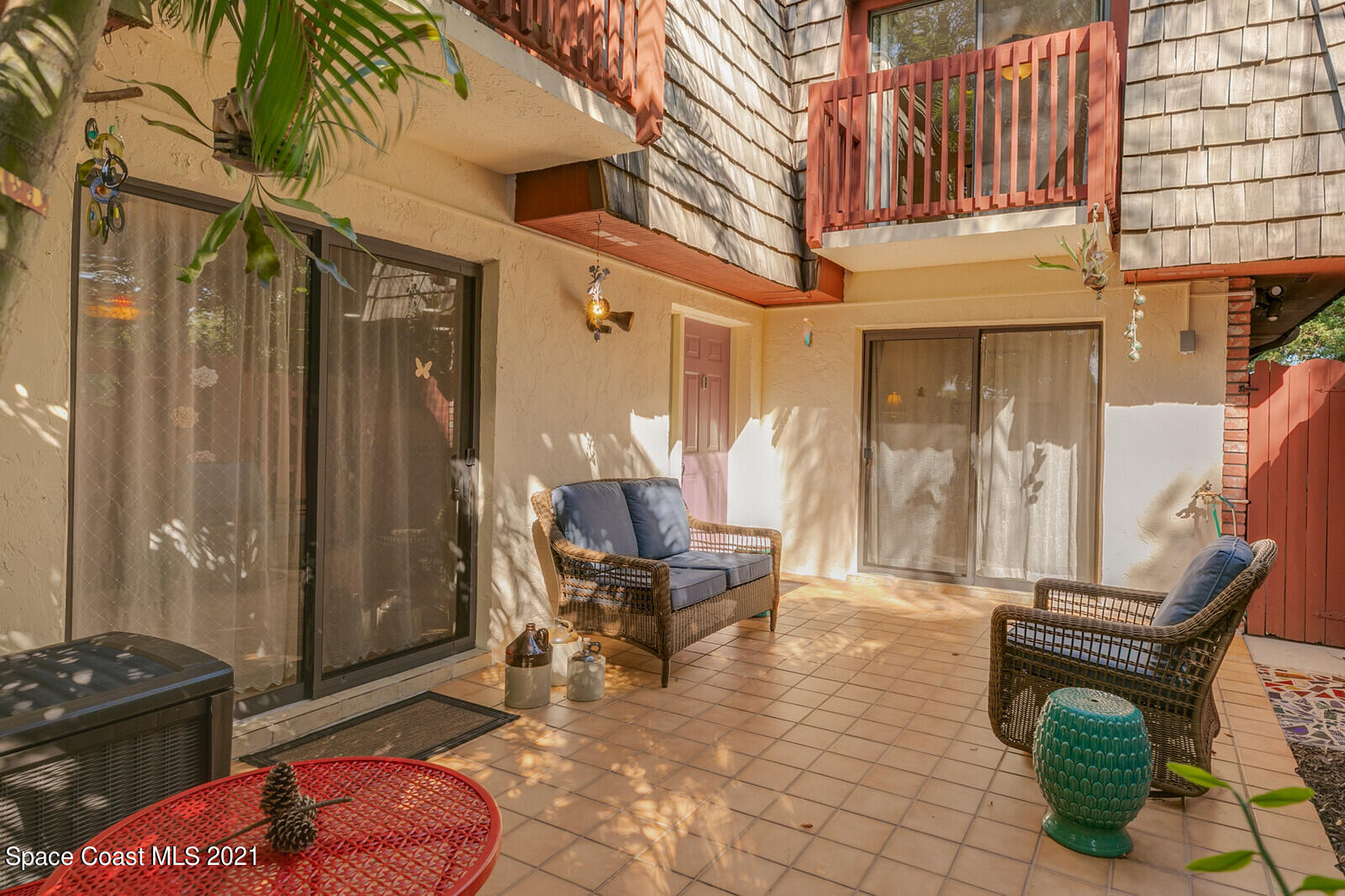 39 Piney Branch Way, Unit B Melbourne, FL 32904 - Photo 15 of 16 Fenced Courtyard