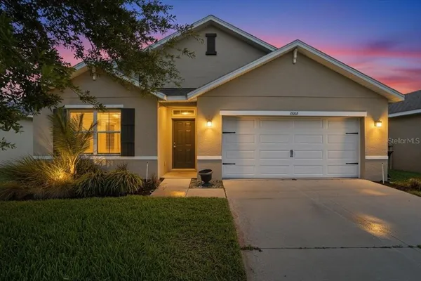 $2,500 | 15769 High Bell Place, Bradenton, FL 34212