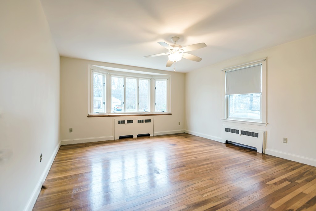 80 Dascomb Road Andover, MA 01810 - Photo 13 of 24 Gallery Image 13