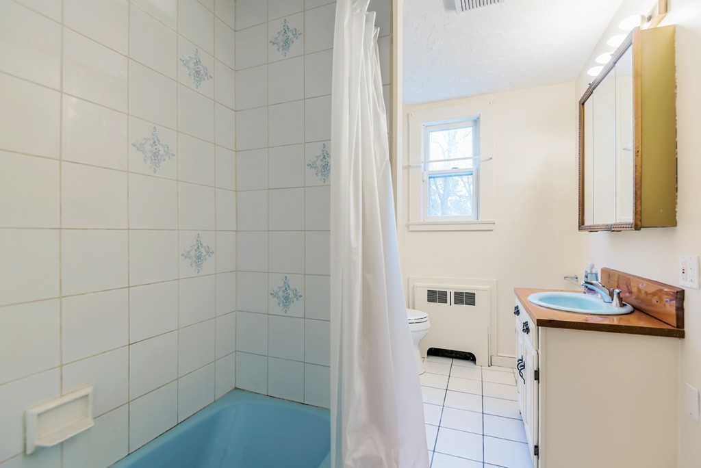 80 Dascomb Road Andover, MA 01810 - Photo 15 of 24 Gallery Image 15