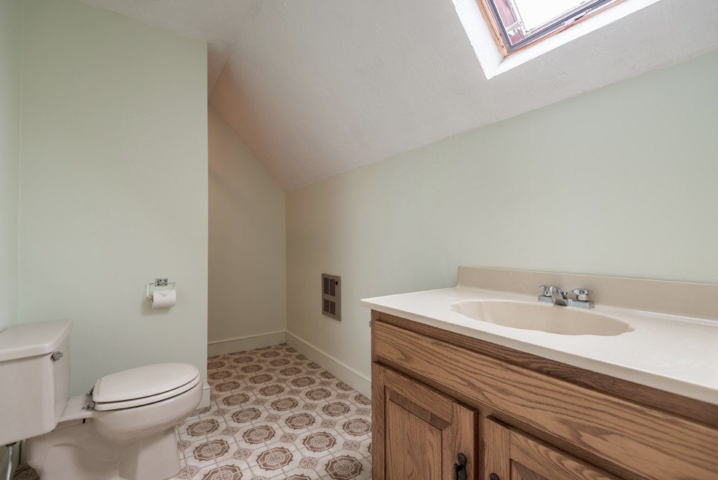 80 Dascomb Road Andover, MA 01810 - Photo 20 of 24 Gallery Image 20