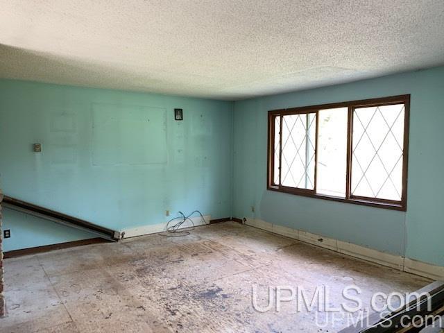 22157 East Webb Road Grand Marais, MI 49839 - Photo 7 of 18 Gallery Image 7