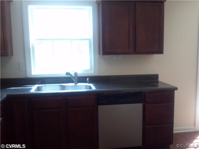 6619 Philbrook Road Richmond, VA 23234 - Photo 5 of 11 Kitchen