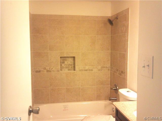 6619 Philbrook Road Richmond, VA 23234 - Photo 7 of 11 Bathroom