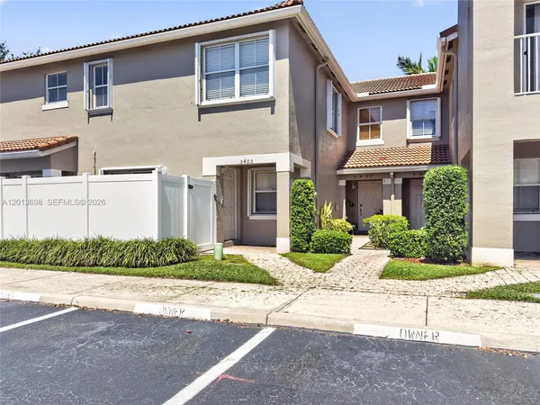 $2,500 | 5405 Southwest 125th Terrace, Unit 5405, Miramar, FL 33027