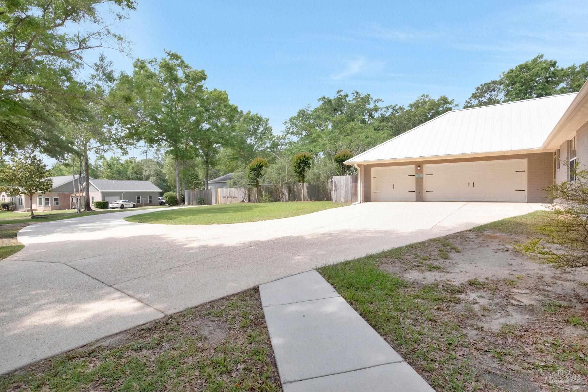 3147 Sonya Street Pace, FL 32571 - Photo 10 of 71