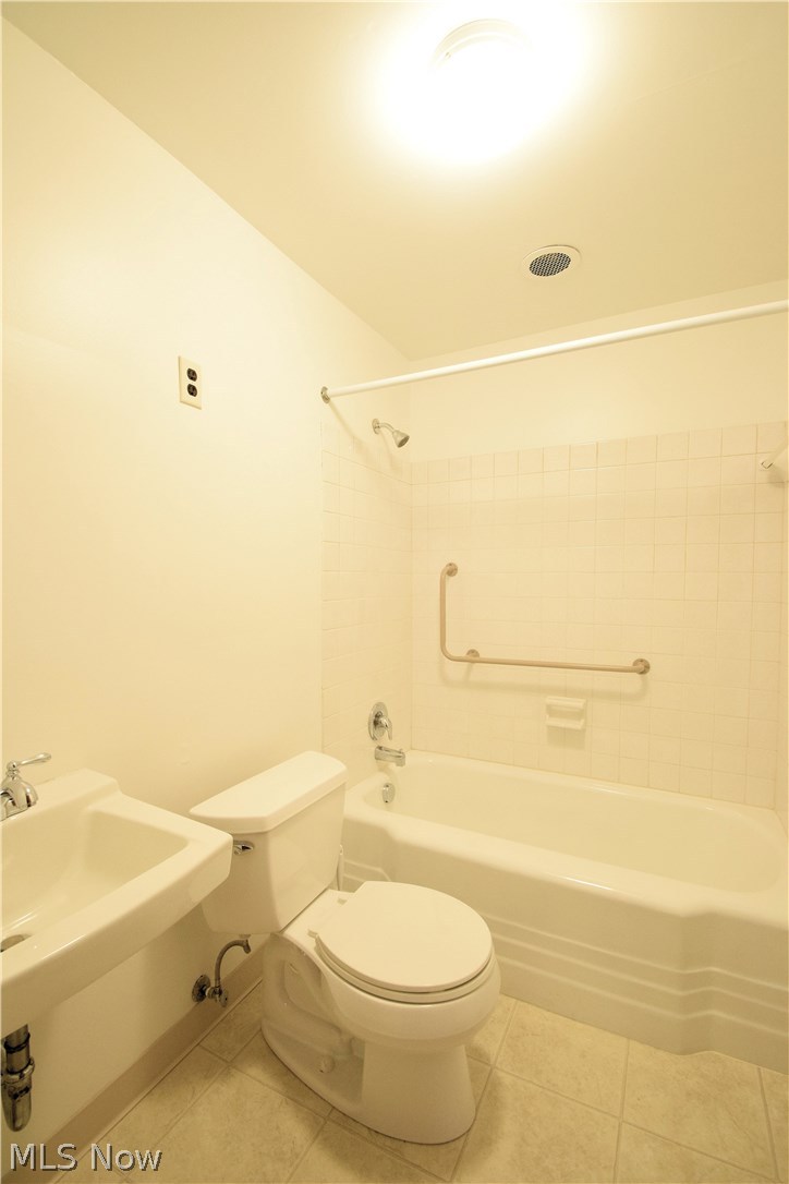 8602 West Moreland Road Parma, OH 44129 - Photo 28 of 32 Gallery Image 28