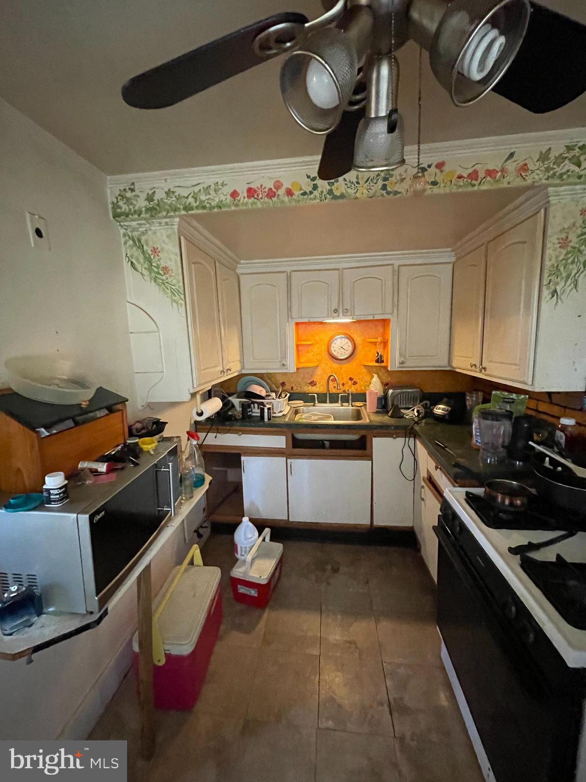 4217 Ridgewood Avenue Baltimore, MD 21215 - Photo 8 of 17 Gallery Image 8