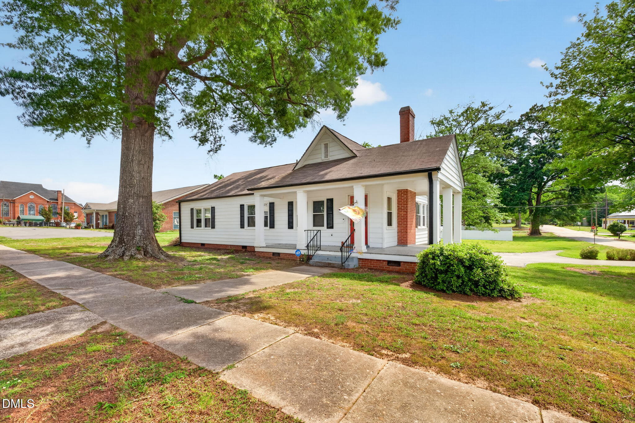 213 North Walnut Street Spring Hope, NC 27882 - Photo 2 of 27 3-web-or-mls-IMG_0576
