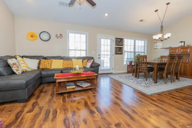 $285,000 | 4432 Mystic Creek Drive, Evansville, IN 47715