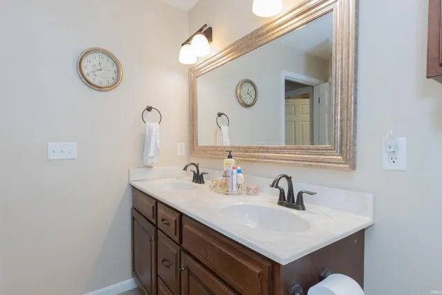 $285,000 | 4432 Mystic Creek Drive, Evansville, IN 47715