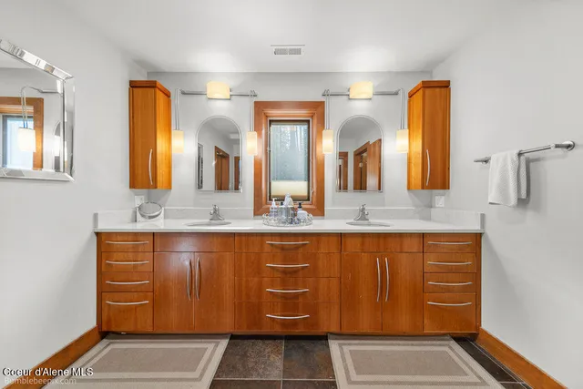 $3,100,000 | 8817 West Riverview Drive, Coeur D'Alene, ID 83814