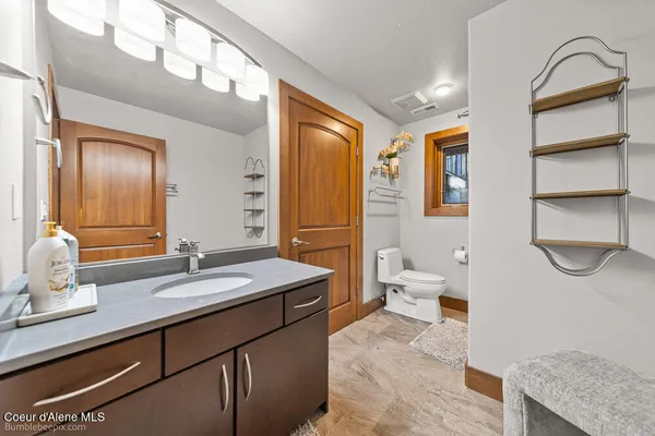 $2,875,000 | 8817 West Riverview Drive, Coeur D'Alene, ID 83814