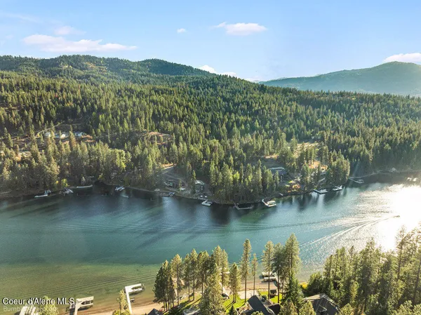 $2,875,000 | 8817 West Riverview Drive, Coeur D'Alene, ID 83814