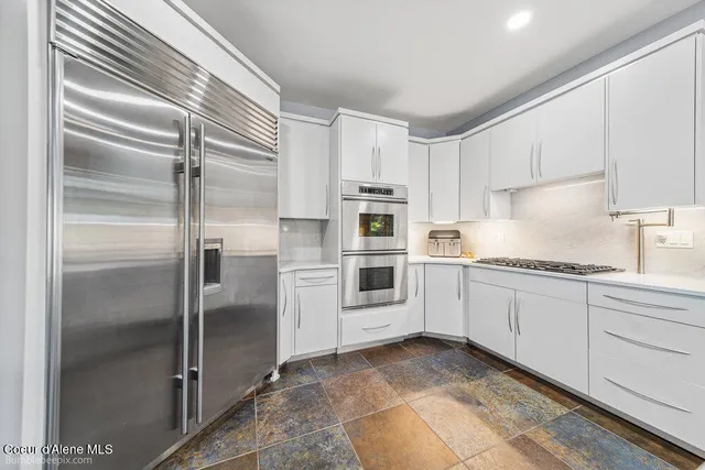 $3,100,000 | 8817 West Riverview Drive, Coeur D'Alene, ID 83814