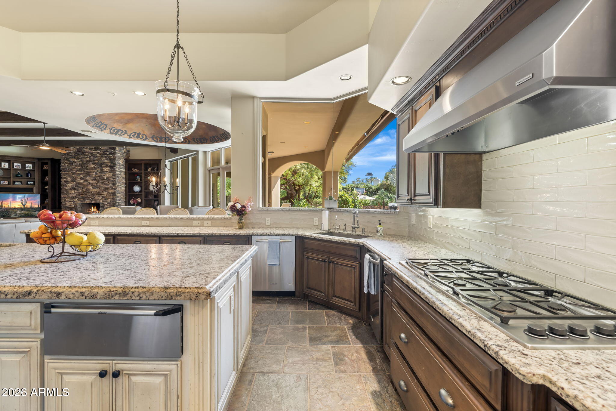 6427 East Horseshoe Road Paradise Valley, AZ 85253 - Photo 23 of 93 Kitchen
