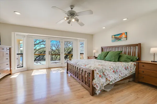 $1,355,000 | 23521 Flat Creek Drive, Marble Falls, TX 78654