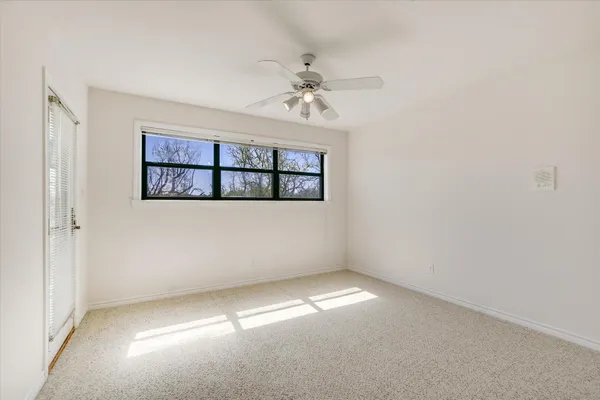 $1,355,000 | 23521 Flat Creek Drive, Marble Falls, TX 78654